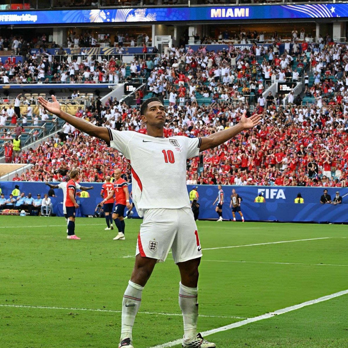 Limitless Football tweet media