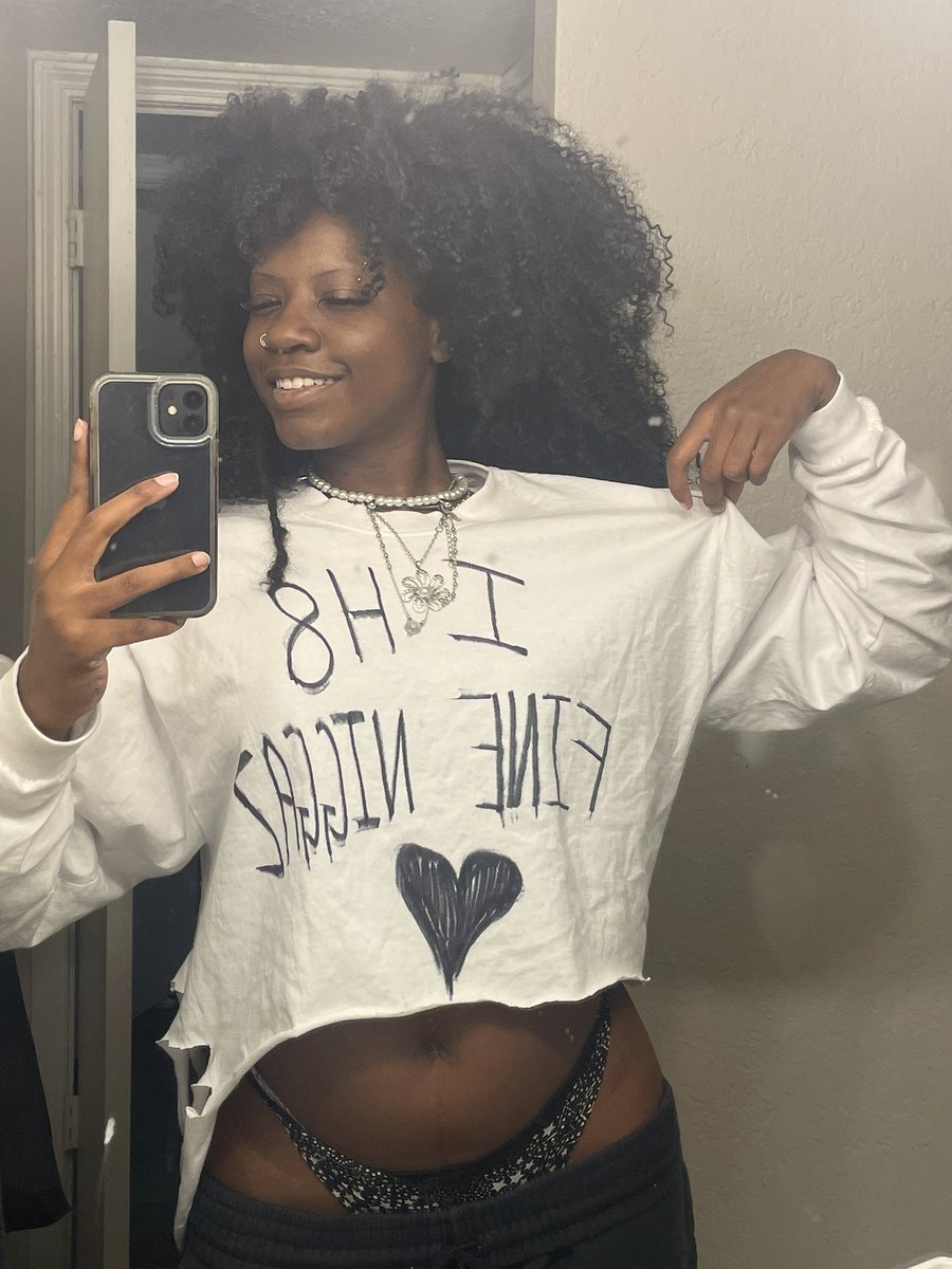 HeMavz's tweet photo. genuinely my fit last night https://t.co/LdaT1WWwB2