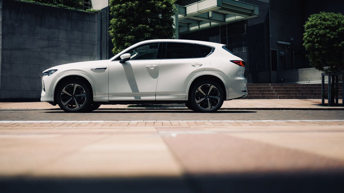 マツダのCX-60、世界的に電動化まっしぐらな今の時代にあえて直列6気筒