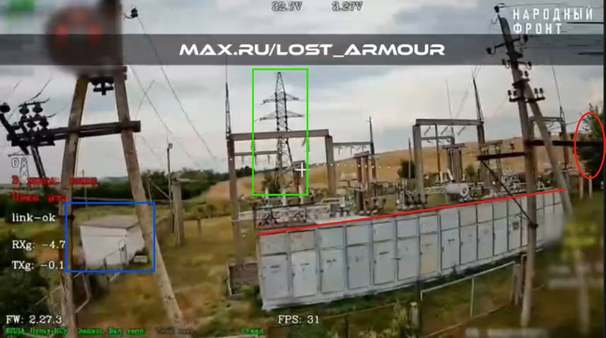 aroslav24470's tweet photo. Serhiivka
Fiber-optic FPV drone strike on a transformer at the Serhiivka 35/10 kV substation.
📍 48.665685, 37.363278
SRC: https://t.co/fYZm1gh3NY
@GeoConfirmed @UAControlMap https://t.co/03cZV2G00p