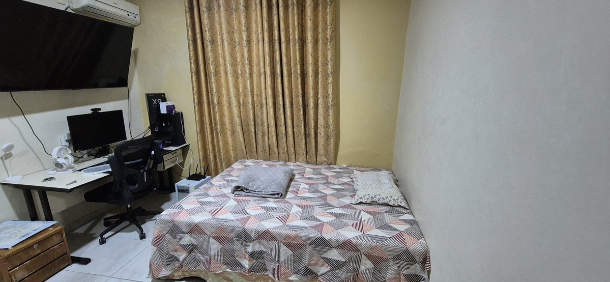 Jhonszin's tweet photo. passei o dia off instalando a minha cama e organizando a casa 

tá valendo muito a pena o investimento https://t.co/OQpGVIZUEB