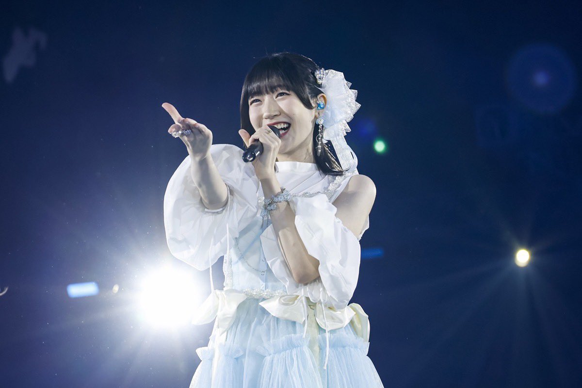 ma_ch_ru_da's tweet photo. 限られたMCの時間で他のアーティストはライブを告知する中、オタクに『あみた』コールをさせて心を掴んで会場を一つにし、笑いを取りまくって、パフォーマンスでも爪痕を残して颯爽と去っていたあみたさん。

今の時代気になったオタクはSNSで調べるからこれで百点満点なんすよ💮

#前島亜美
#アニサマ https://t.co/hcHhw6MtGI