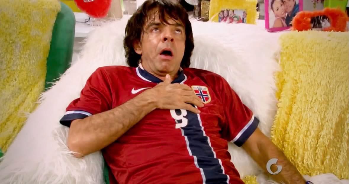 Javisness's tweet photo. Yo en estos momentos tras la eliminación de Noruega 🇳🇴 https://t.co/fVclynxcv9