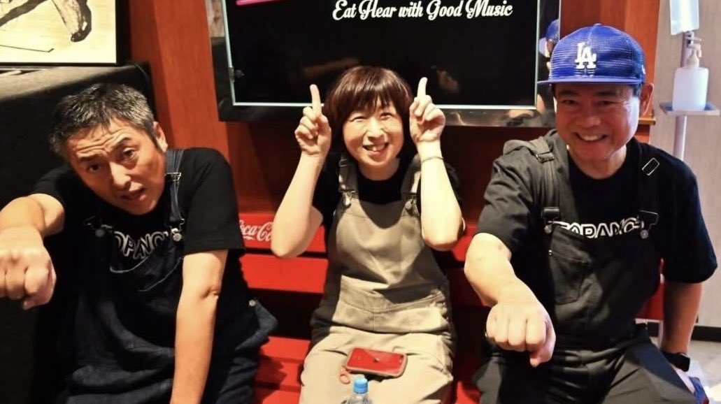 kalro8739's tweet photo. 【第48回 新潟ジャズストリート】その２
（連投すみません）

おなじみ⁈イトパ���チ
 
実は結構マジでやってます♪オリジナル新曲も用意してますよ

西堀パルプフィクション
7月18日(土)18時〜
お気軽にお越しください！ https://t.co/Gzha6k72NM