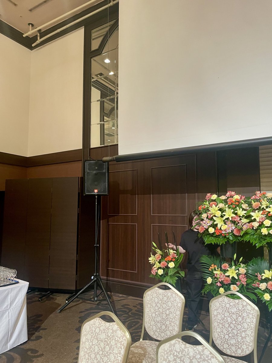 SoundHeartCoLtd's tweet photo. 本日の相棒はDM3です！
いつもの、ホテル東日本で祝賀会のアトラクションです！ https://t.co/Ah0UH4soAV
