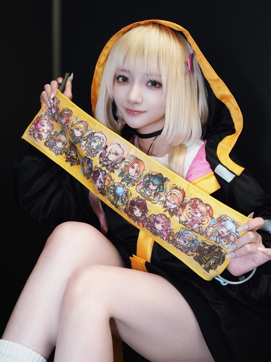 monst_goods's tweet photo. ＼手のひらサイズのかわいさ✨／

DREAMDAZE Ⅳ スーパービッグガチャに、
エルの「ミニフィギュアコレクション vol.2」と
「ミニアクリルスタンドコレクション vol.2」が登場🎉

DDⅣ グッズくじのD賞ミニタオルは、イベントでも使いやすいアイテム👀
エルもラインナップされています！

どちらも思わず集めたくなるかわいさです💛

ぜひ会場でチャレンジしてみてください🙌

#モンスト #モンドリ