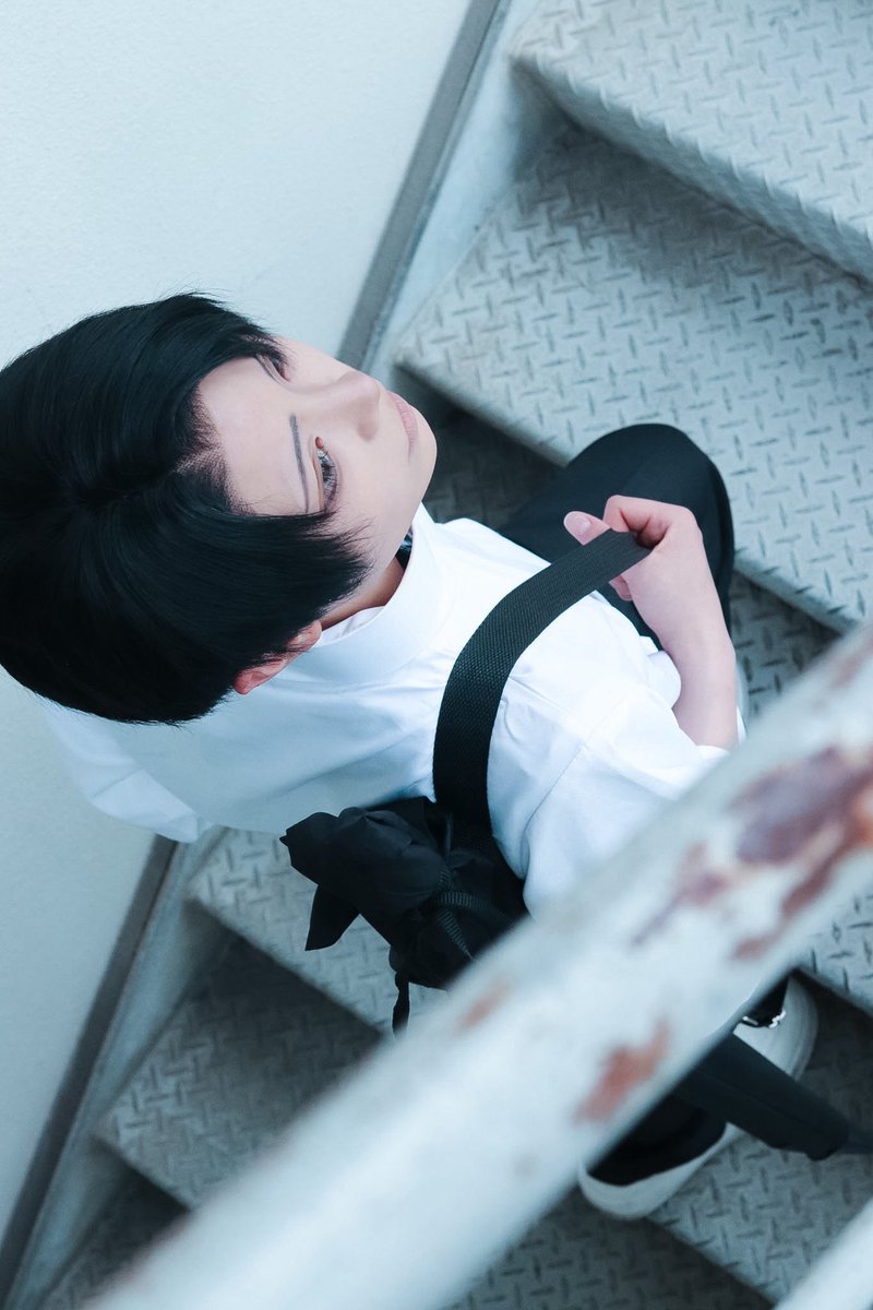 sthoiunkgeenki's tweet photo. 呪/cos 乙骨憂太
#sleep_note
photo @n1ufjl https://t.co/ZiB7LpCux9