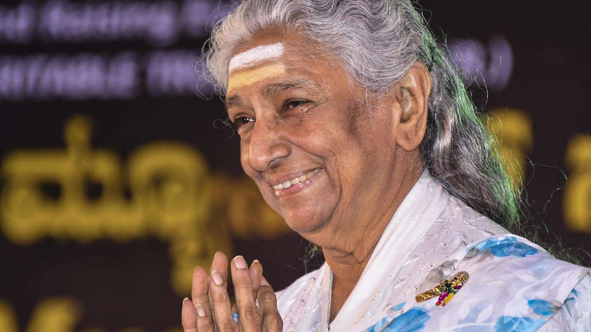 krantimohan6666's tweet photo. Some voices never die 🙏

#sjanaki #TeluguNews #tv9 #tollywood #tamilviral https://t.co/hnJOy5UNtd