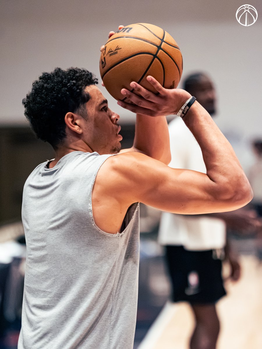 WashWizards's tweet photo. Vets getting some work in 💪 https://t.co/YbbyyXFxql