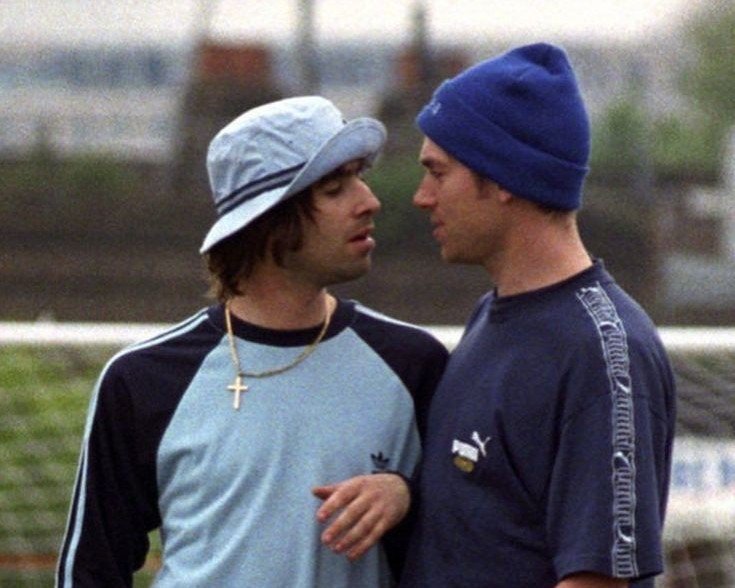 robotjoeywar's tweet photo. @liamgallagher what do you think of haaland and bellingham carrying on your legacy https://t.co/wXIZgoLU2K