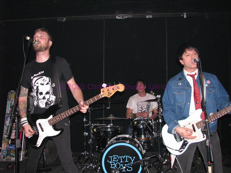 TwinkiePunk's tweet photo. Jetty Boys at Cactus Club in Milwaukee, WI. 02/25/2010. https://t.co/j5p5NuEWNZ
@TootsieRnRoller @EricJetty @CactusClubMKE
#jettyboys #cactusclub #milwaukee #wisconsin #wi #punkrock #punk #concertphotography #concertphotos #punkpictures #punkpics #musicmemories https://t.co/TbNOHQbPKk