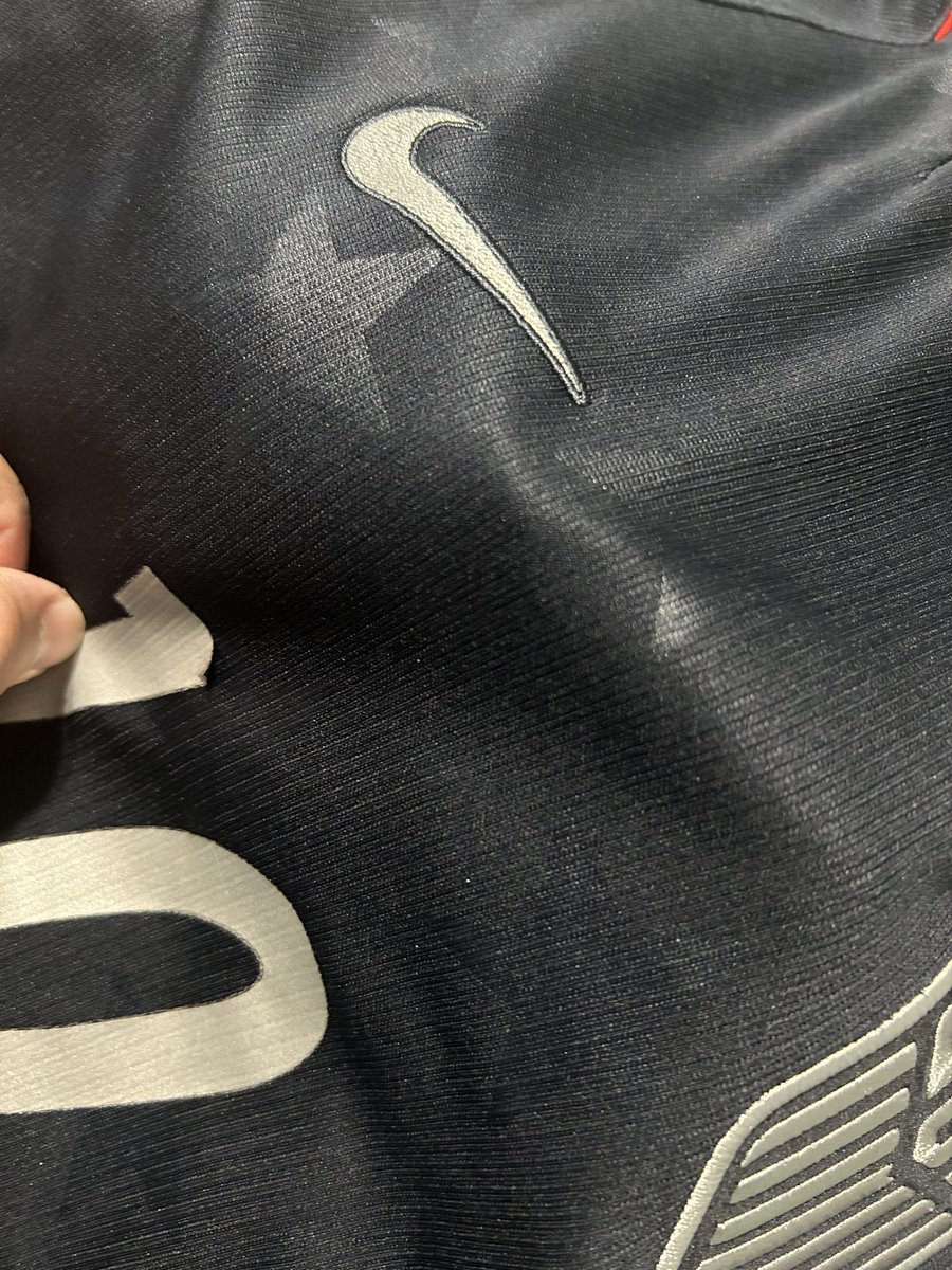 themattward7514's tweet photo. Shout to @Nike  for the $120 youth @USMNT jersey my 10 year old got 4 weeks ago for his birthday. Didn’t even make it thru the World Cup and the numbers are peeling.  You guys suck. https://t.co/vFtFnJOZOR
