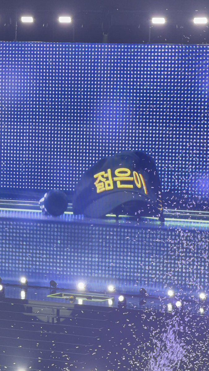 actuallyii's tweet photo. 아맞다 이분 컨셉 확실하셧지.. https://t.co/gZC6lkBs1u