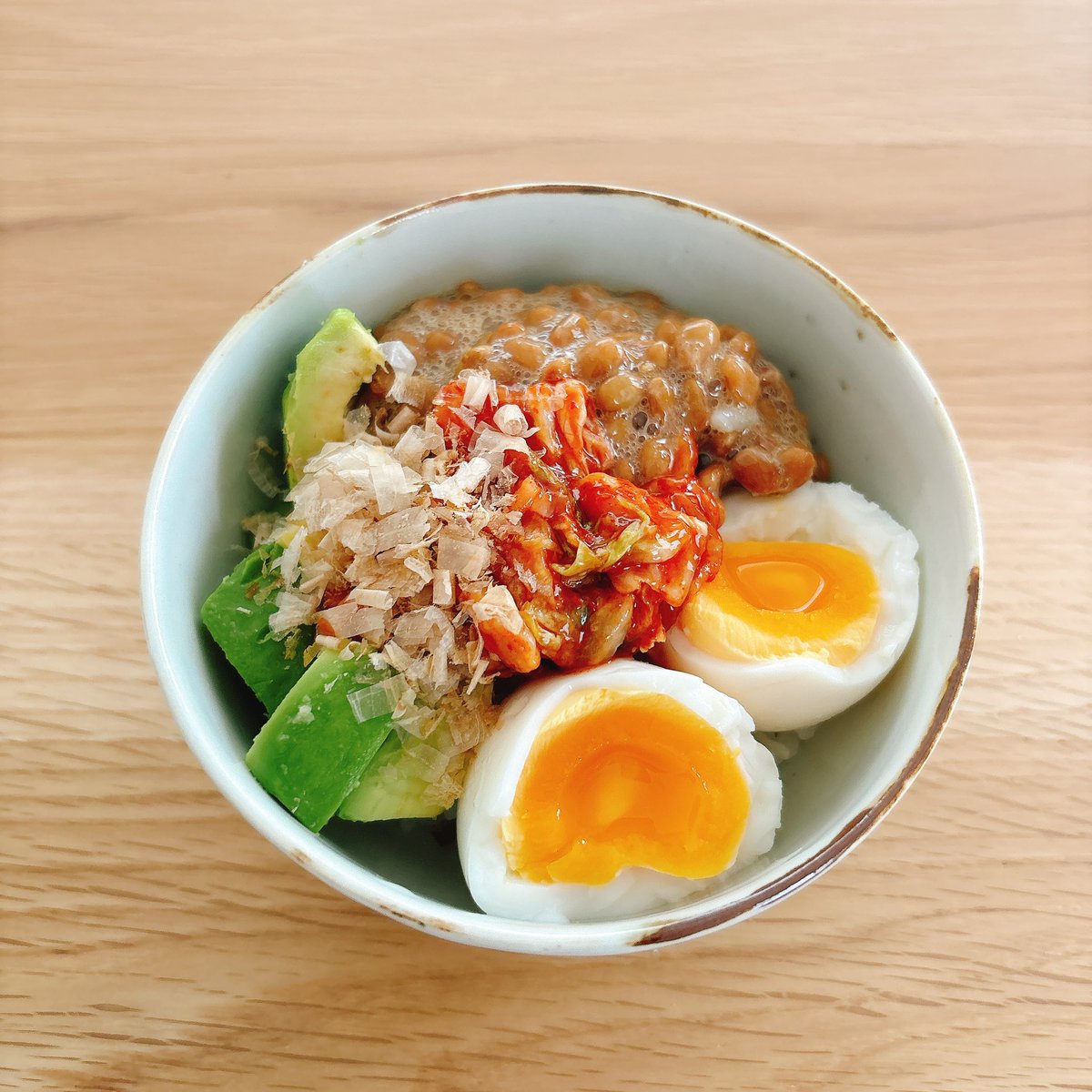 10362aaa's tweet photo. 夏ﾊﾞﾃ防止朝ごはんを食べて今日はこの本を読んでみるつもり！ https://t.co/BORLM4Qprm