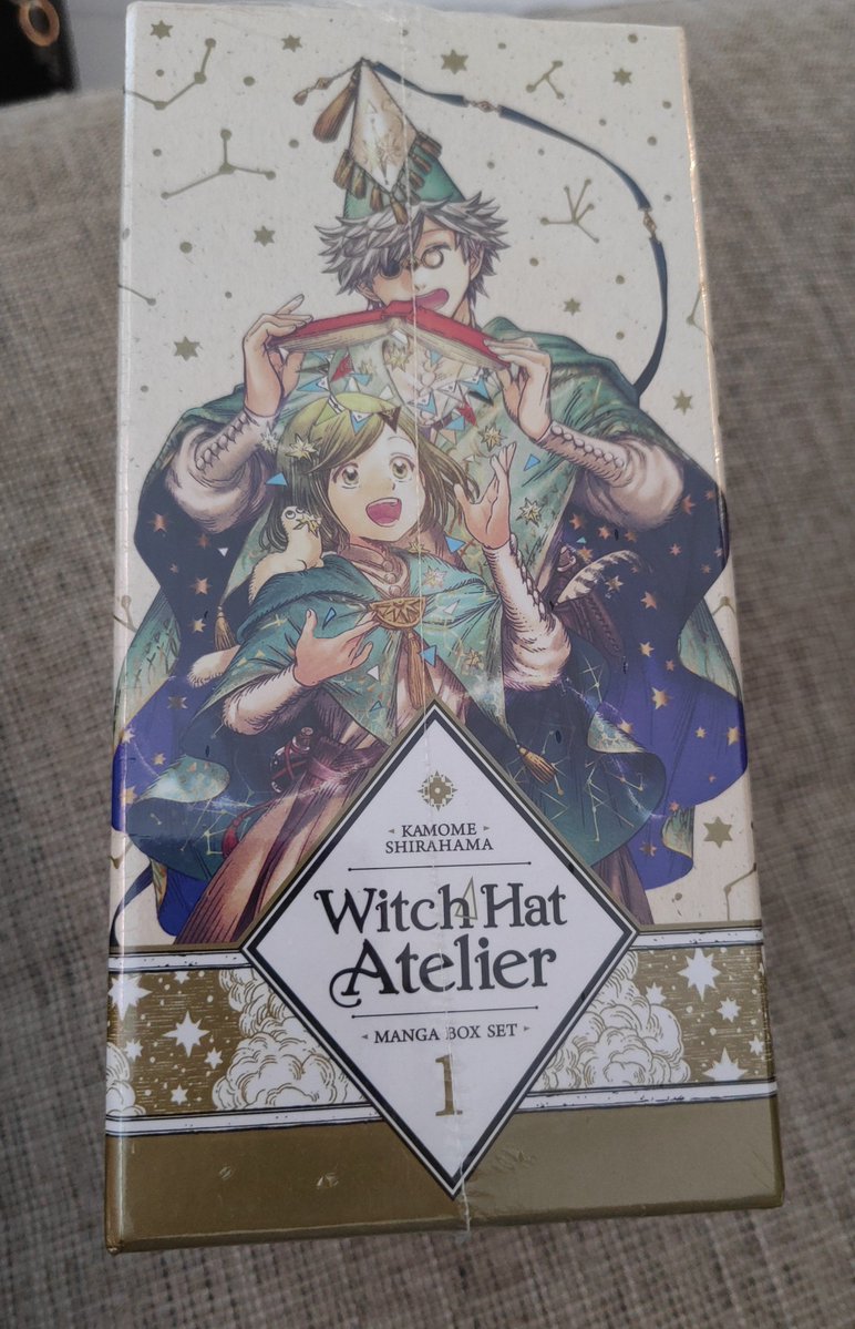HiroCos56's tweet photo. Finally here!! 
I love this sm
I want to open it but I can't, I buy another one to open with the cosplay of Qifrey ☝🏻
#witchhatatelier #Wha #CocoWha #anime #Manga #Qifrey #art https://t.co/HqxbFgONew