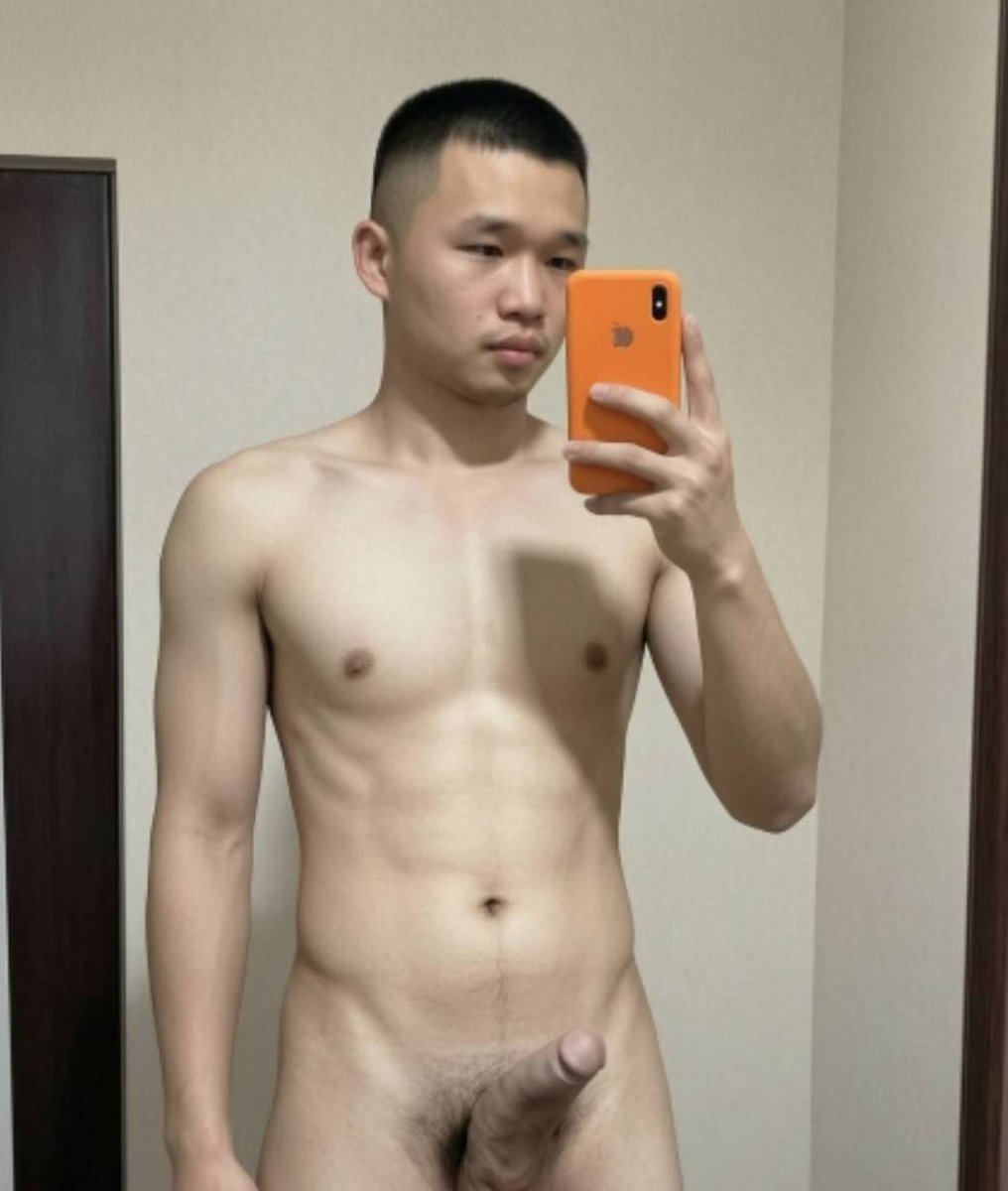Pakin373708's tweet photo. คุณเห็นอะไรในภาพนี้
#เกย์โคราช https://t.co/U34lwmJeQO