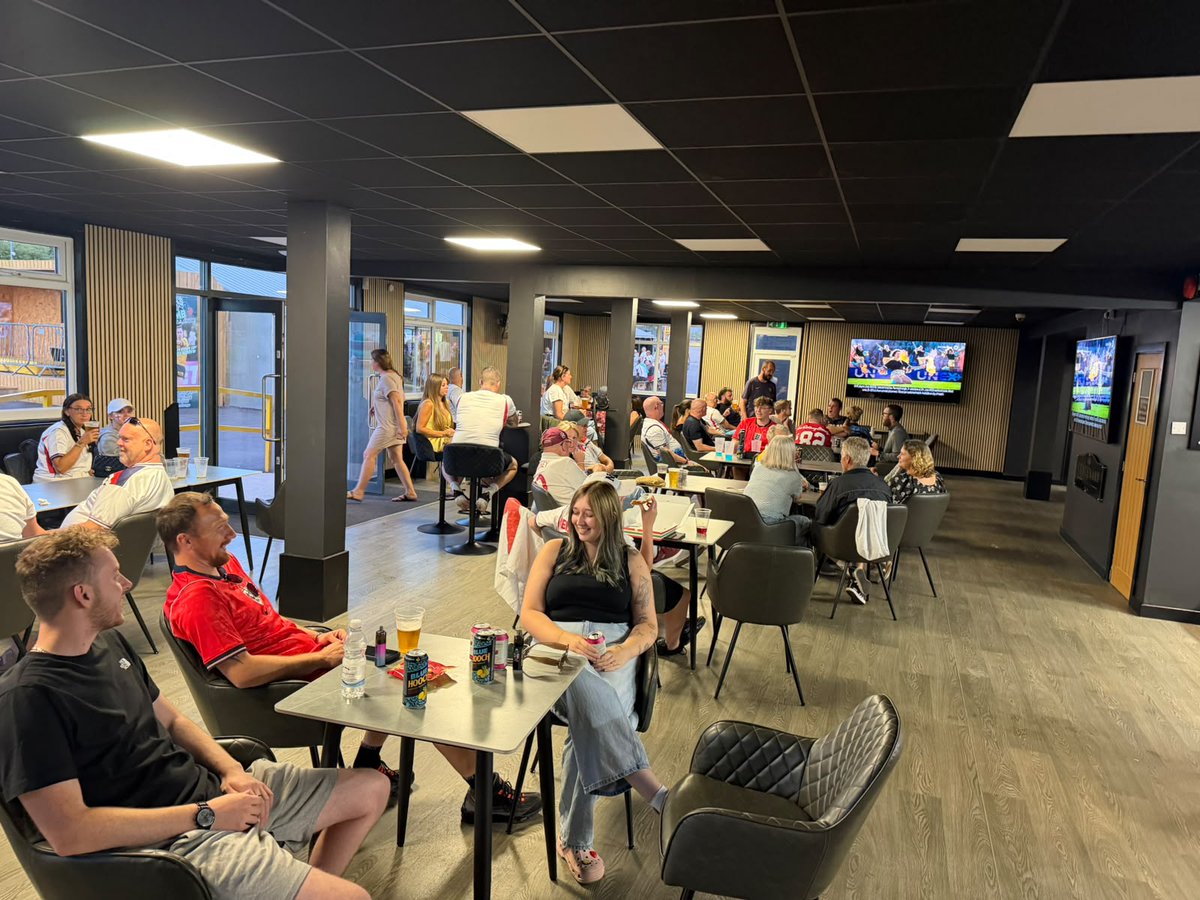 CTRLFC's tweet photo. Brilliant night at The OneBore 🦁🦁🦁 Thank you for joining us and supporting our events 👏

ENGLAND'S GOT A SEMI ON!

See you all Wednesday from 5:30pm for an 8pm kick off. A place in the FIFA World Cup Final on the line #COYF #FORDSEVENTS #England    #WorldCup #WatchParty https://t.co/a2upt1jfjV