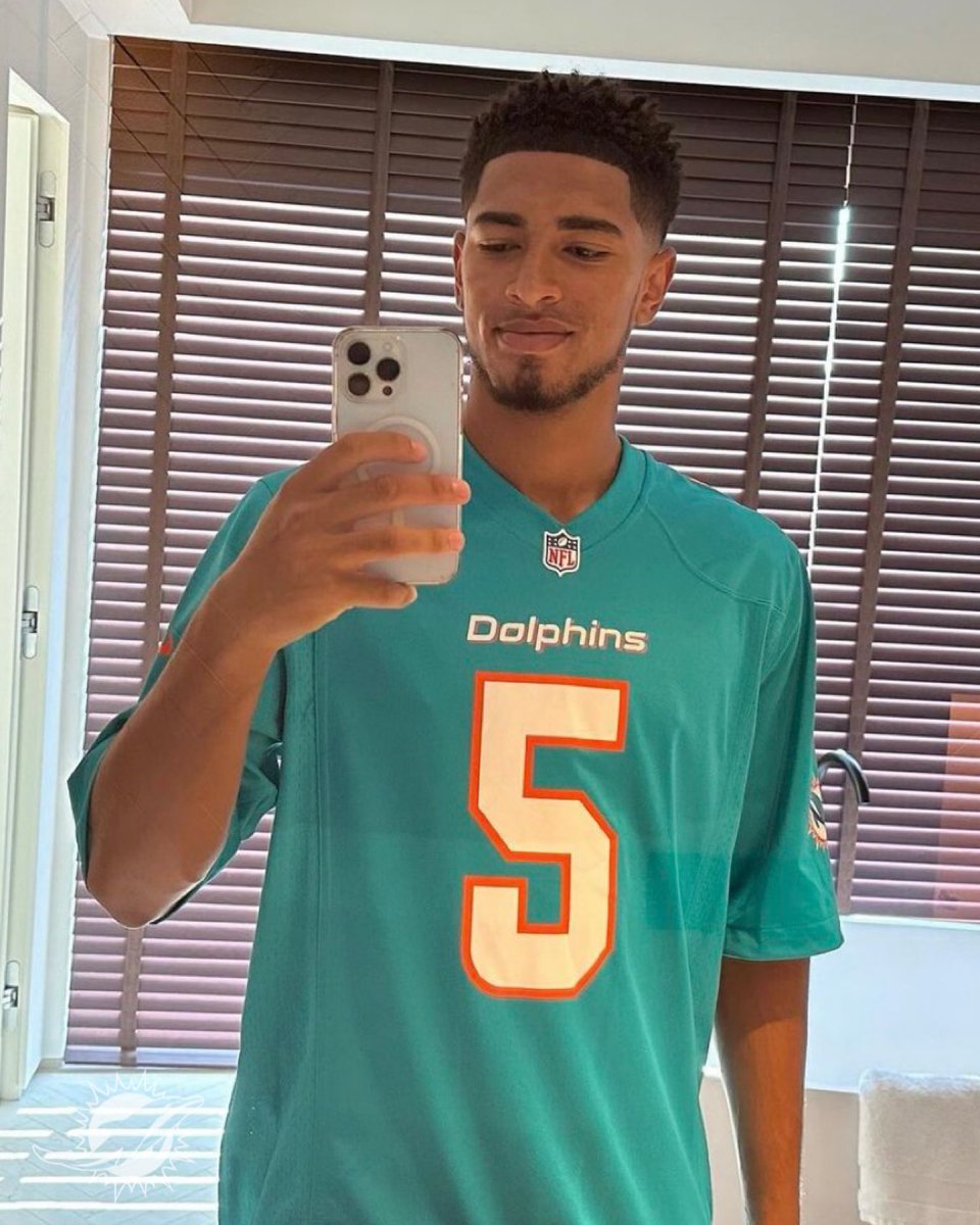 Miami Dolphins tweet media