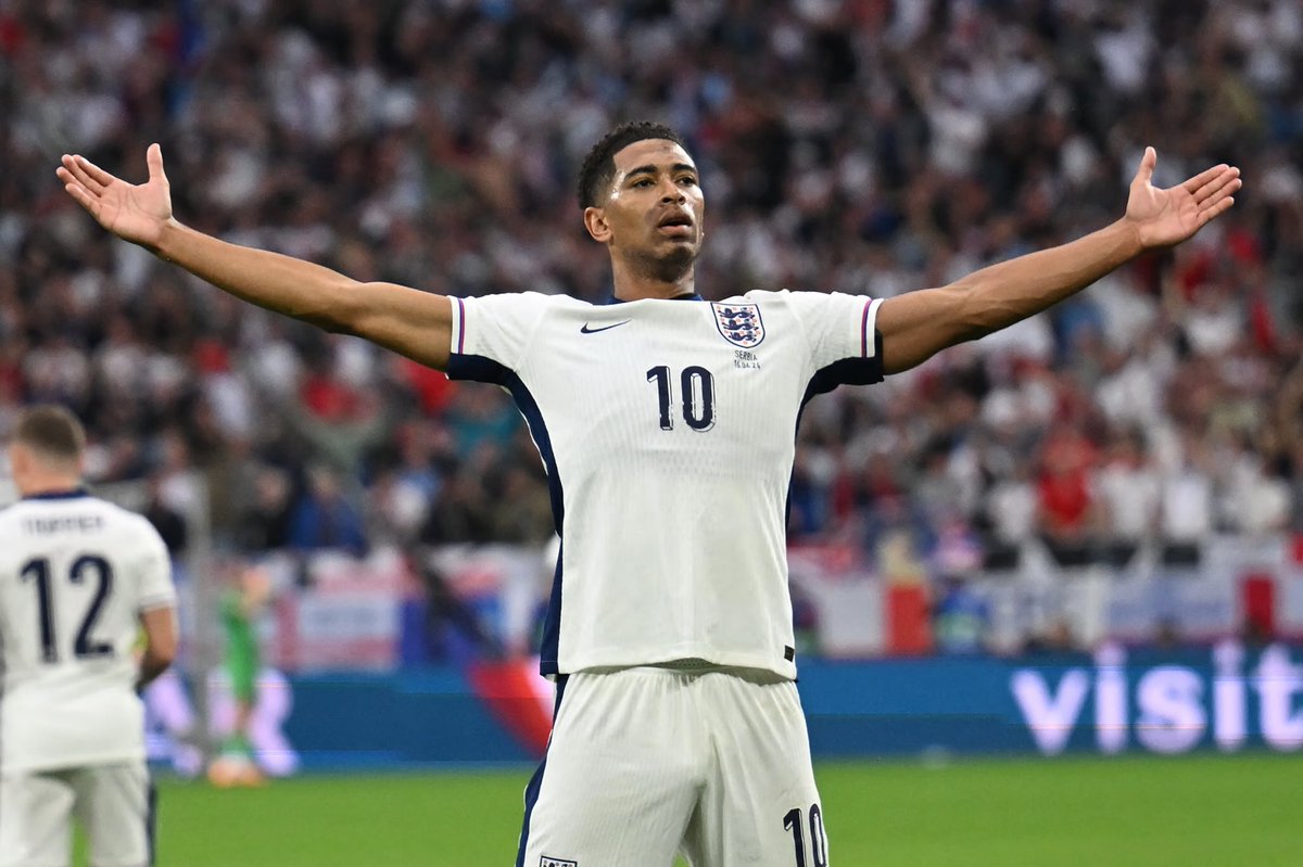 jls191100's tweet photo. The best player on planet earth https://t.co/SJ6FHBQB3a