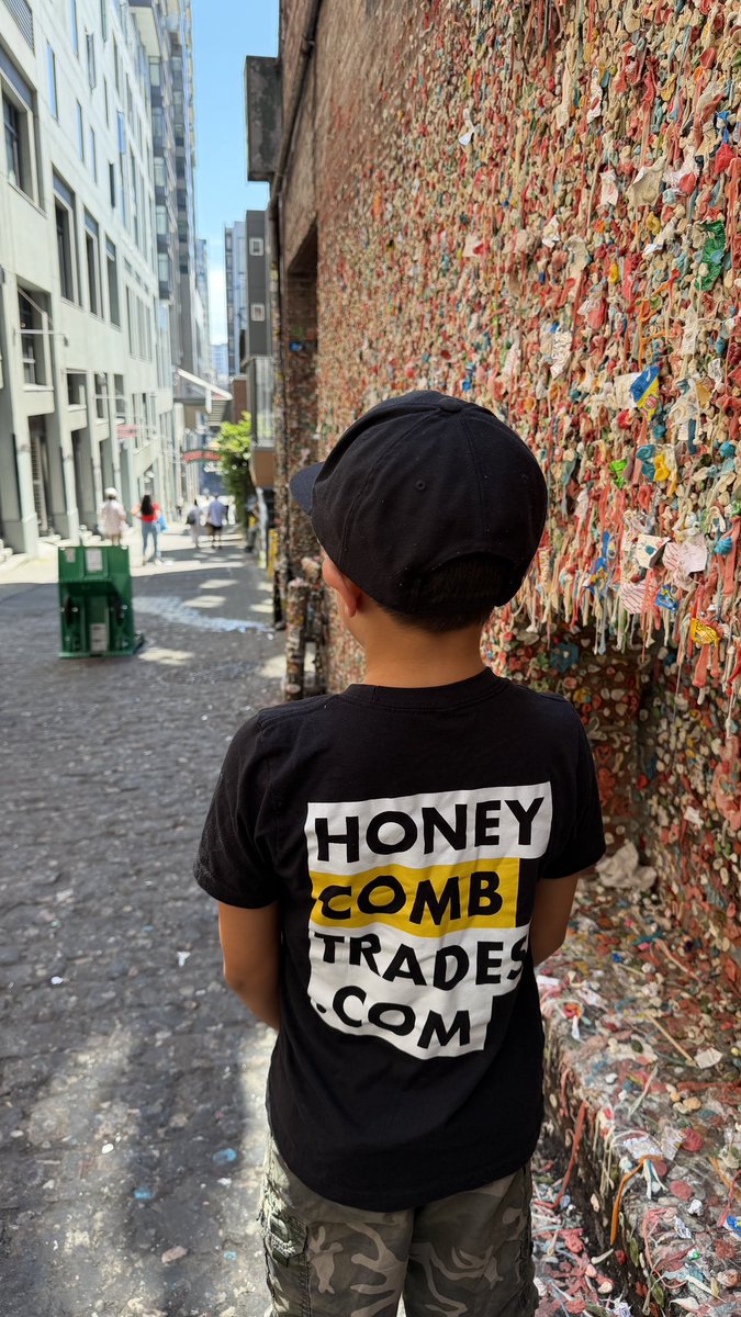 KeanuTrades's tweet photo. Giving away a @VanquishTrader $50k account (any of them) one of the ONLY OPTIONS PROP FIRMS 

Have you ever heard of or tried them? 

To enter to win, simply reply "HONEYCOMB" to enter! https://t.co/G6DtfKOAYw