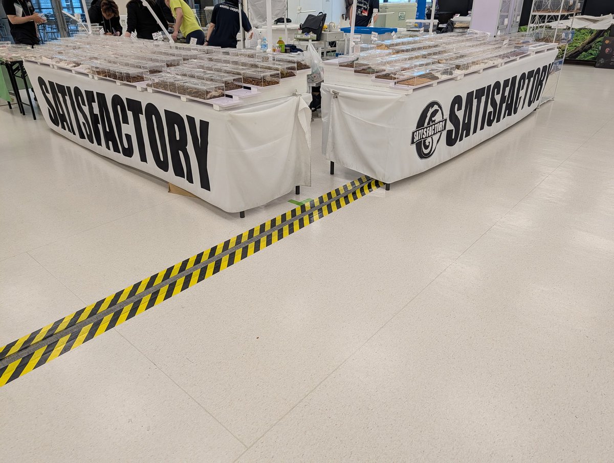 SATISFACTO329's tweet photo. Satisfactoryからご案内

本日、東京レプタイルズワールド最終日です。

いよいよイベントもラストとなりました。

今回もたくさんのお客様と爬虫類についてお話しでき、とても充実した時間を過ごしております。

本日も厳選した生体達とともに、皆様をお迎えいたします。

気になる生体のご相談や飼育・繁殖についてなど、お気軽にお声掛けください。

最後まで皆様と楽しい時間を過ごせることを楽しみにしております。

本日もどうぞよろしくお願いいたします。