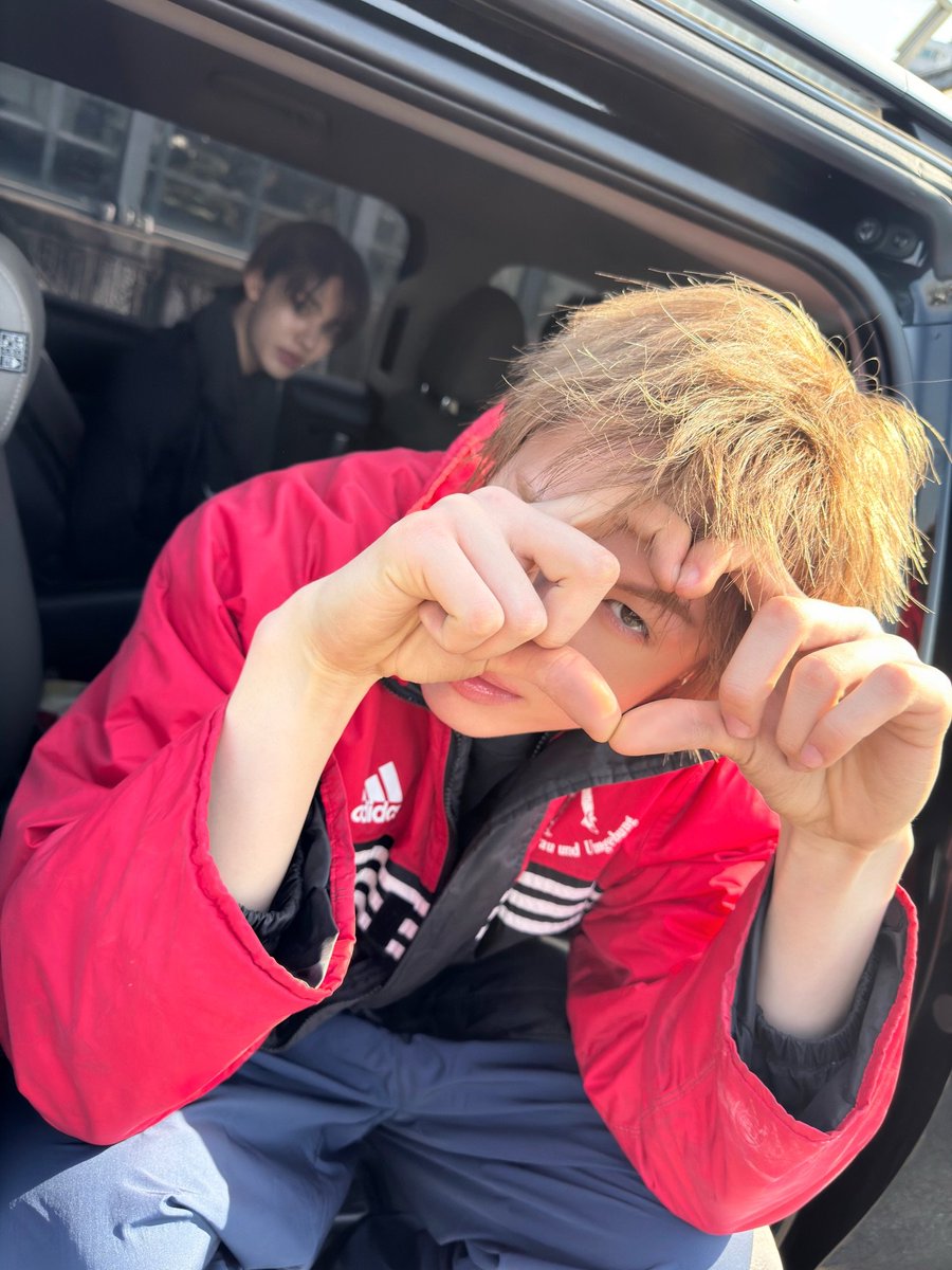 bubbletea482's tweet photo. @martinmetricsvn Martin, you are loved more than you know. Just look forward, we are behind you.
#MARTIN #마틴 https://t.co/nP6QFgq2r3