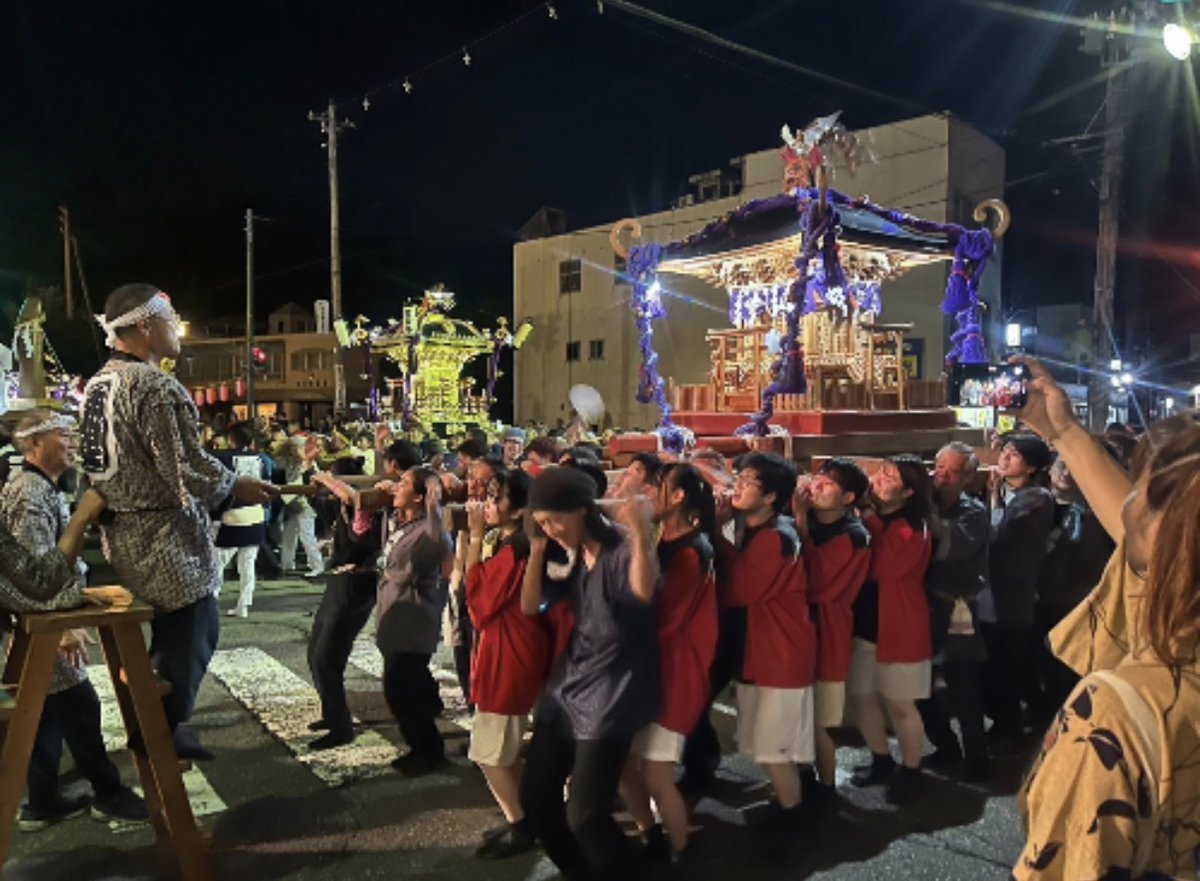IVUSA_OFFICE's tweet photo. 【夏プロ紹介Vol.12 新潟県長岡市栃尾ふるさとづくり活動 （とちお祭）】

　よさこいや神輿渡御などで「とちお祭り」に参加し、住民の方と地域を盛り上げます。2005年の除雪ボランティアか築いた絆をつなぎながら、交流と協働によるまちづくりに取り組みます。

日時：8月21日～24日
参加人数：約40人 https://t.co/cqaojEvYEu