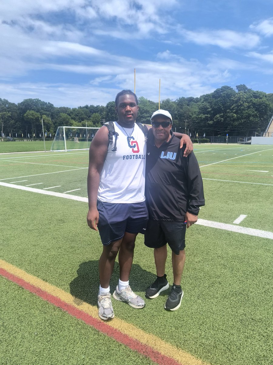 Chris_Whitt_'s tweet photo. After a great camp and a great conversation with @CoachRCooper I am blessed to say I have received my first division 1 offer from Long Island University 
@CoachkealJa @coach_U @OHara_Football https://t.co/tufSv8Qdkj