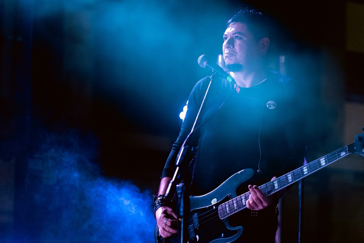 EscuelasdeRock's tweet photo. Ya vivimos la versión 2026 del festival #Chinchorro desde la Ex Aduana de Arica ⚡️ Ilapso y Parada Mixta son las primeras bandas en subir al escenario de la #RedRockódromo en la Puerta Norte del país! https://t.co/dFQTdvDPMh