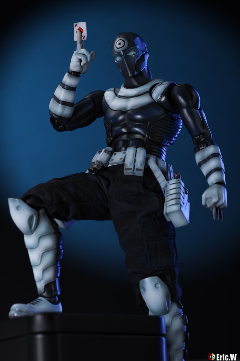 EricW2038's tweet photo. 「One shot. One kill.」🔪🔪🔪
Ultimate Bullseye Mafex.Ver
Body and Hands by loopercustoms 
Headsculpt by Vincent
Painted and body sculpted by宋人头老板
#bullseye #figurephotography #daredevil #mafex #フィギュアーツ写真部 https://t.co/037QEMw6l2