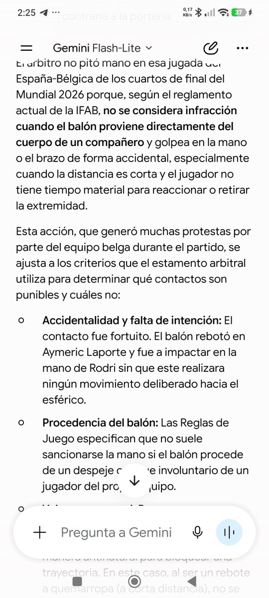 Jimi_Jendrish's tweet photo. @pe0livo @Espinozasicreee Mírate el reglamento de porqué la mano de España no era mano. Primero contra quien rebotó, luego la dirección de la pelota y hay un reglamento muy claro para esa situación. Primero hay que informarse. https://t.co/UVPkym4W3i
