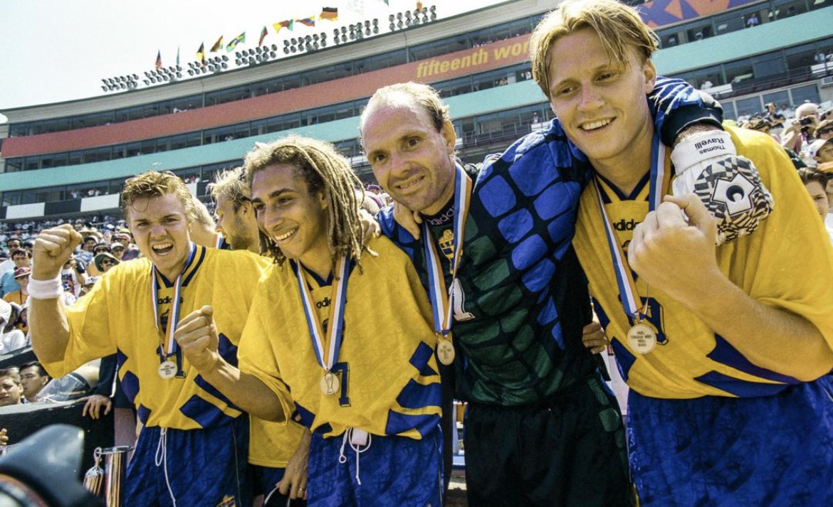 GebegeSkarp's tweet photo. För alltid störst. För alltid Nordens giganter. För alltid storebror. https://t.co/Qr8RqzQlXi