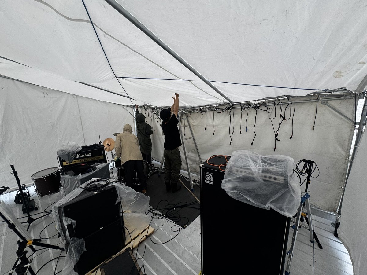 boxfes_hakodate's tweet photo. 【BOX FES 2026 会場変更のお知らせ】
朝方の大雨によりステージテントが破損したため本日グリーンプラザでの開催は中止し、函館ARARAへ会場を変更して開催予定です。詳細は本日昼前を目処にこちらのアカウントにてお知らせいたします。ご迷惑をおかけしますがよろしくお願いいたします。
#BOXFES2026 https://t.co/pCzZPqkUmb
