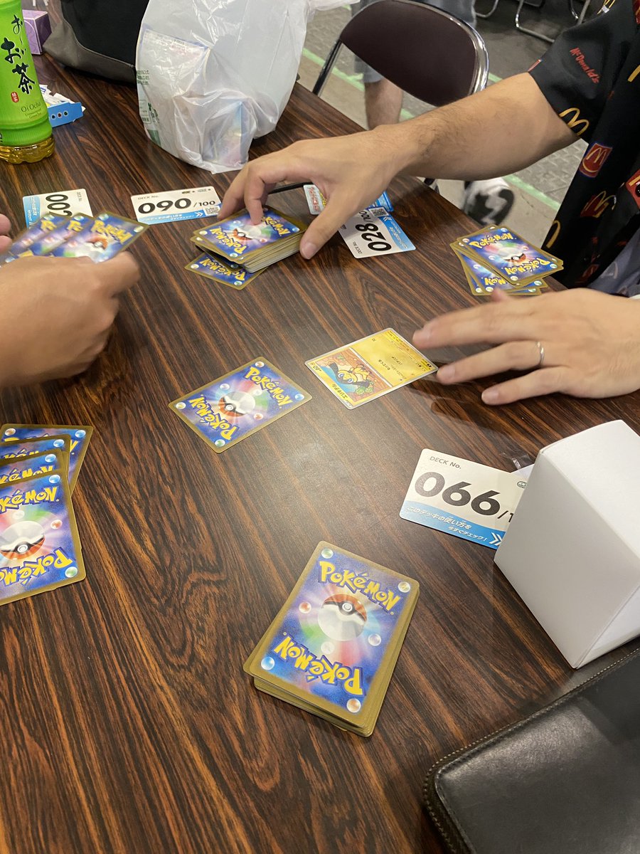 Nissy_Pokemon's tweet photo. 唐突に始めるスタデ100バトル https://t.co/HkvUNPwMM7