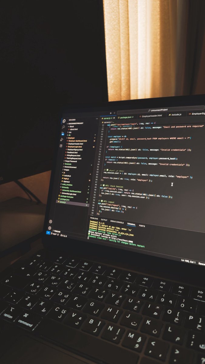 AB_Z88's tweet photo. Just coding 💻 https://t.co/MdQ74bQAAy