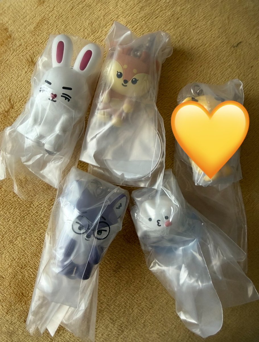 j_0901k__'s tweet photo. SEVENTEEN セブチ 交換
MINITEEN ミニティーン ガチャガチャ 

［譲］エスクプス ジョシュア
　　　ウォヌ ウジ

［求］ジョンハン

郵送または都内手渡しにて交換希望

条件合う方DM・リプお願い致します🫧 https://t.co/WILxiPjyEg