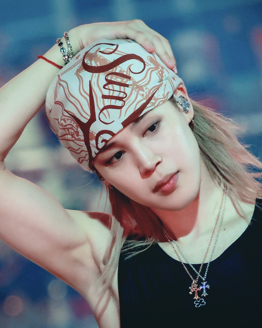 jimingcfs's tweet photo. don’t ask me to be normal, i love his armpits https://t.co/EBwNAP4U67