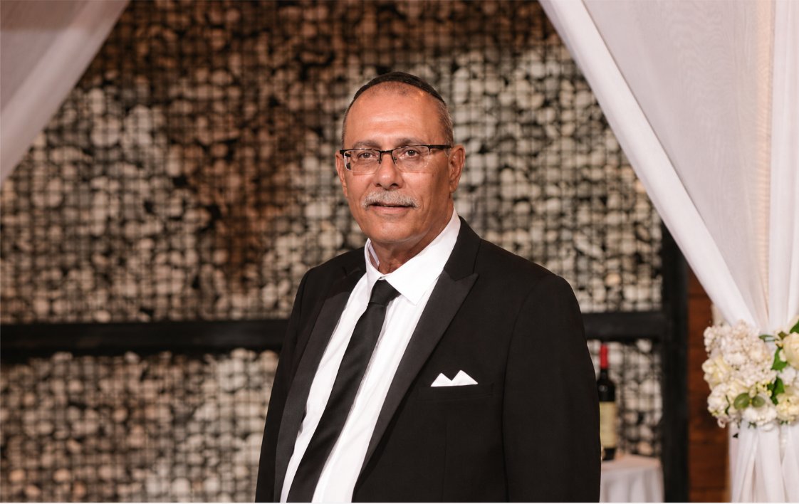 Mazelit_'s tweet photo. Reuven Weisman (57) — a Jewish Israeli grandfather — was heartbreakingly murdered by Hamas terrorists in front of his children on October 7th 🎗️

🕯️ Reuven Weisman (57)

The morning of the attack, Reuven told his children to hide in the bomb shelter in their backyard, TOI reported. 

"During the alarms, about 20 terrorists entered the neighborhood. I saw a terrorist right in front of my eyes - he was standing by the gate of the house, and I still remember my father telling my brother at those moments: 'Come, come and hide,'" she recalls. 

"Dad decided he had to protect us, and while we were hiding he went outside and patrolled around the house with an iron bar. It was Dad - there was no fear in him, just concern for his children," his daughter told Ynet. 

A terrorist in the neighbor’s backyard shot Reuven in the head while his children watched on. 

“I saw it happen, I saw how his glasses flew off his face when he was shot." 

Reuven was remembered as a "modest man" who was dedicated to his family. 

“He worked nonstop to take care of his children — he worked just so he could provide for his children... he had a huge heart, he was very generous," Reuven's sister Ayala said in a memorial video for him. 

May Reuven's memory be a blessing 🎗️