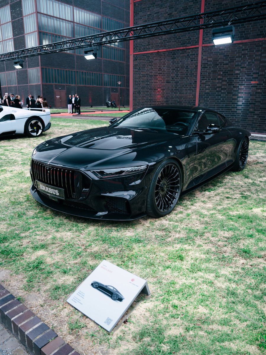 competitionreal's tweet photo. BRABUS BODO 🖤 https://t.co/Odrx8E6ujH