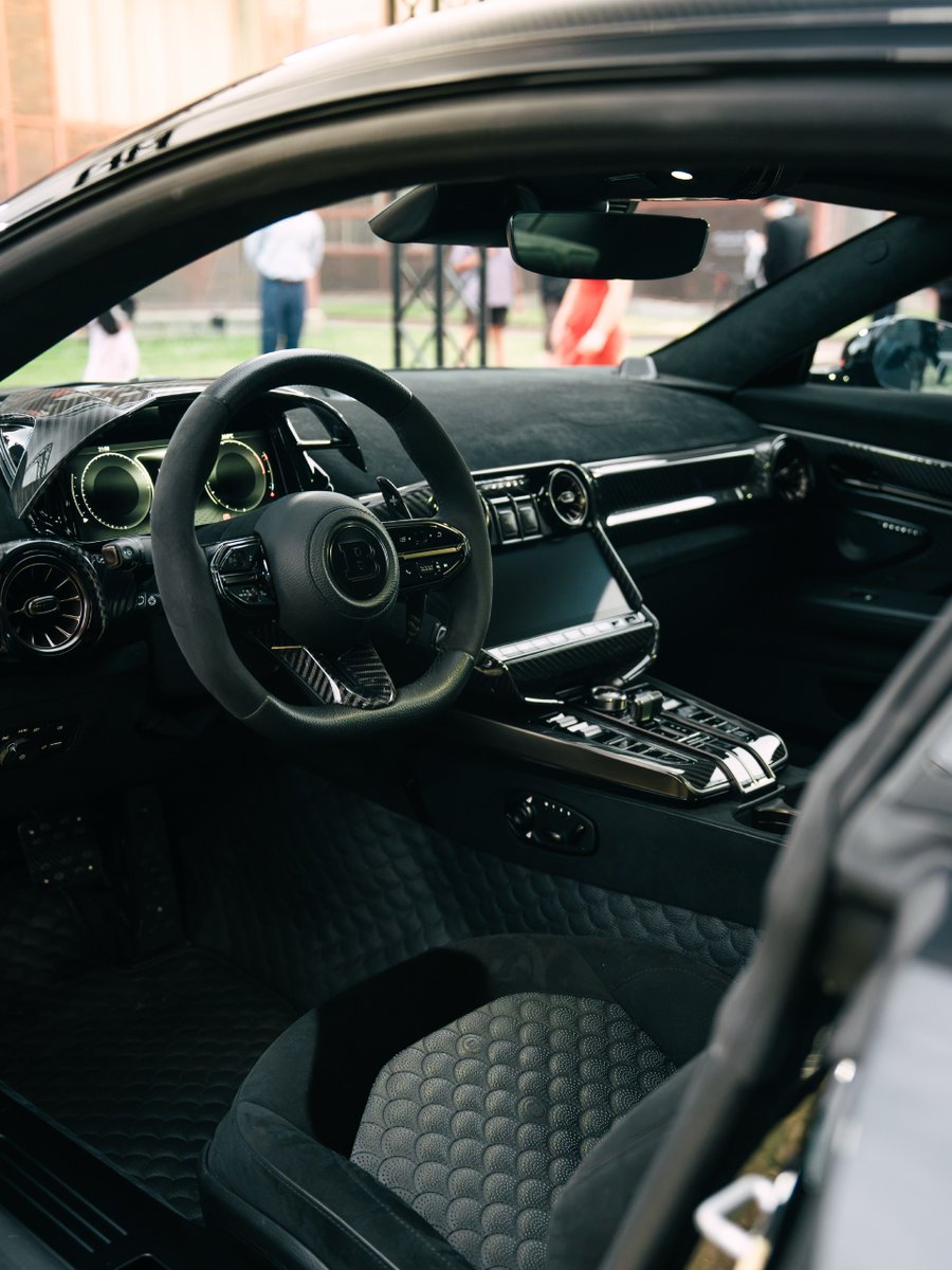competitionreal's tweet photo. BRABUS BODO 🖤 https://t.co/Odrx8E6ujH