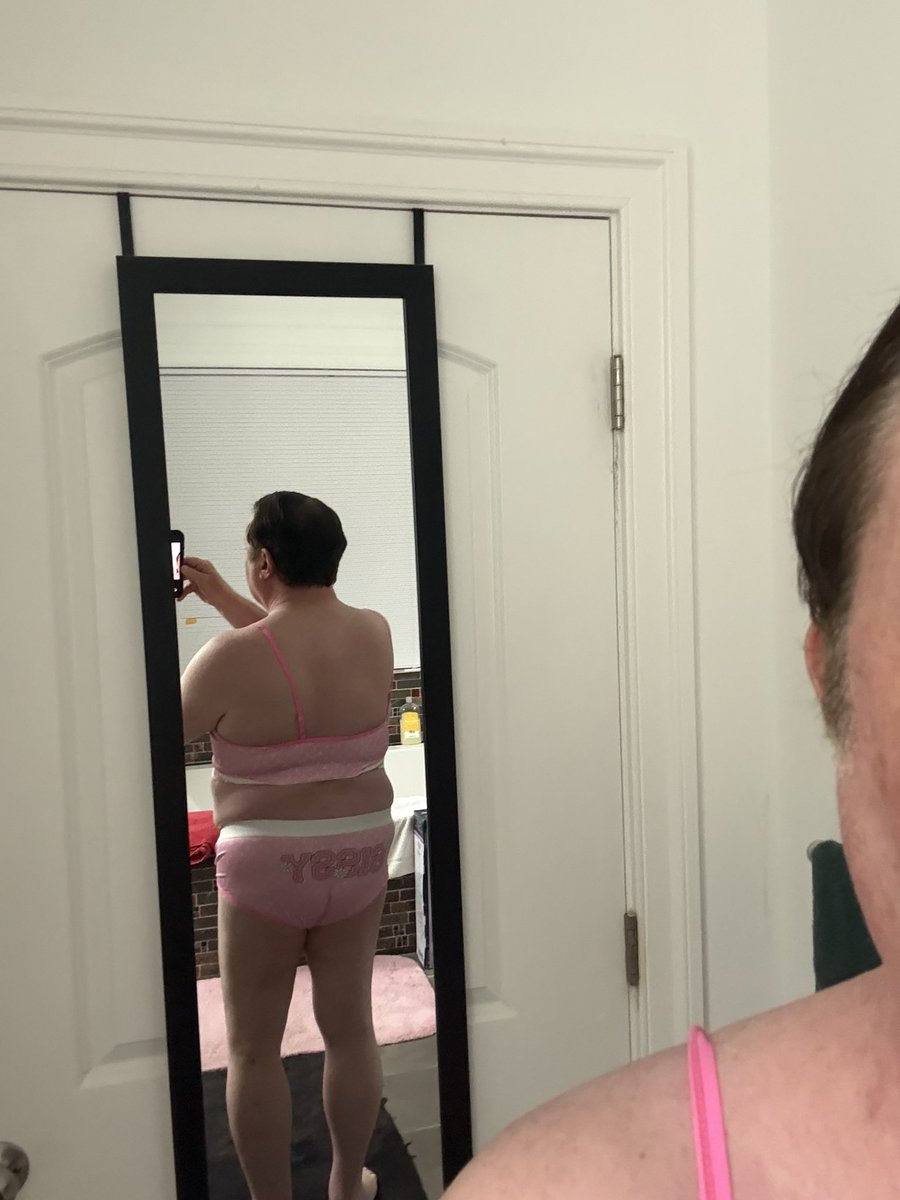 Dommefortheweak's tweet photo. @tracylockedup  my girly being seen forever. she forever wears panties and bras &amp; obeys like a good girl. 💋 https://t.co/0iKQ190XaW