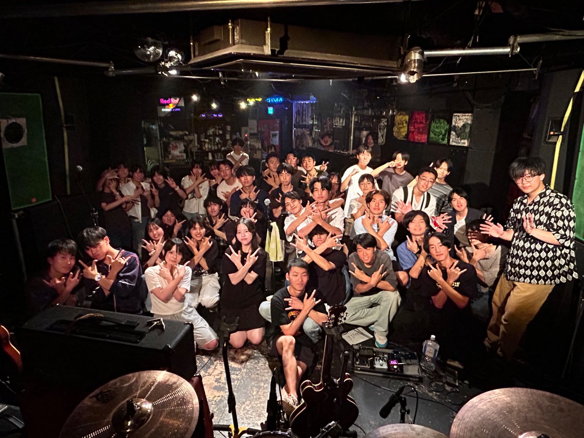 Folksong_nagano's tweet photo. But-Tombi World Tour 2026 in Nagano 本当にありがとうございました！
もう少し旅を続けるバンドも今回で旅を終えたバンドもいますが、ぶっとんびは今回をもって後輩にバトンタッチです😌
これからも長野高校フォーク班に幸あれ🍀 https://t.co/5UjE1NrVU9