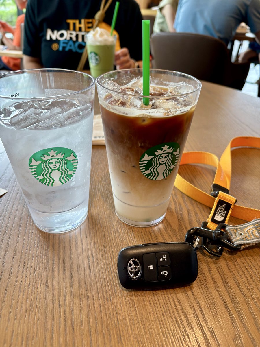 hide201008urawa's tweet photo. #スタバ好き #スタバ好きな人と繋がりたい #starbuckscoffee #stabucks #mystarbuckscoffee スタバ スターバックス https://t.co/hlweICEZcw
