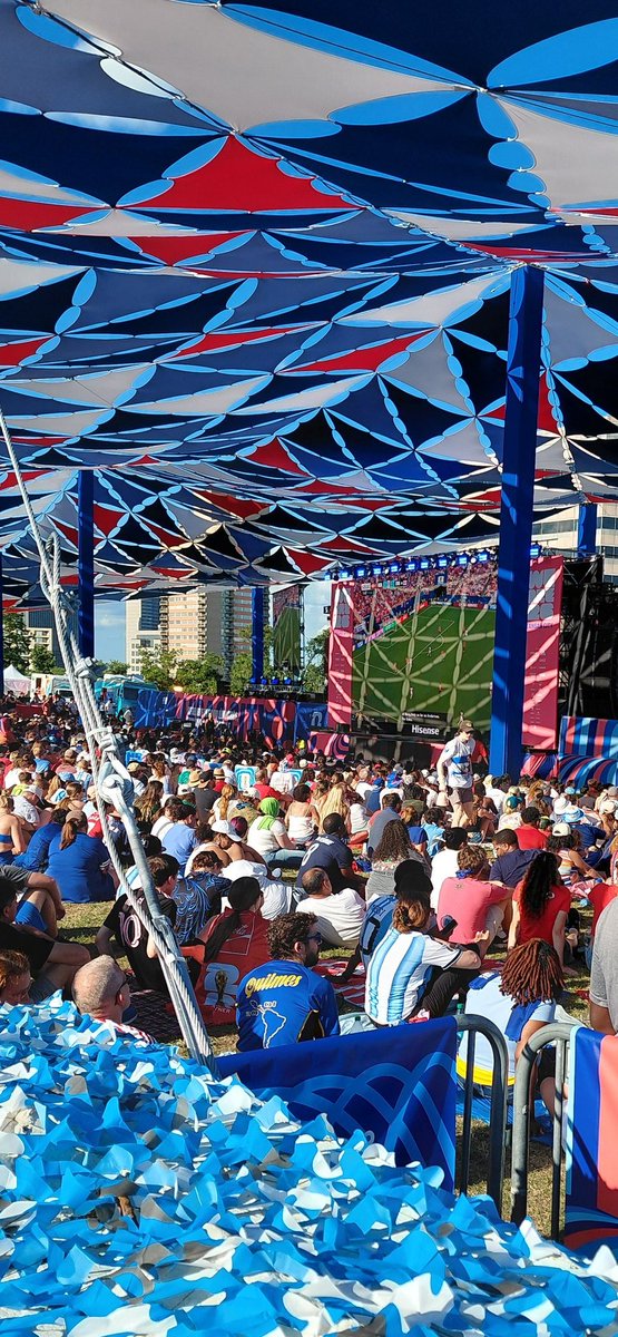 lsmofred's tweet photo. KC Fan Fest was Full today for the England/Norway match. Even with Extra time no one moved. Had to see the finish of this fine game. Congrats to England on a Fab victory 😀 https://t.co/bRF3DvI9dh