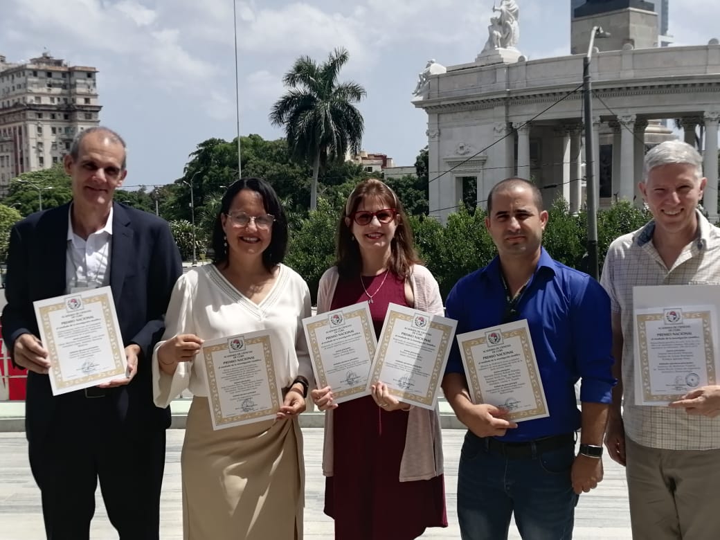 BioCubaFarma's tweet photo. BioCubaFarma suma 13 premios en los galardones de la #CienciaCubana. CIGB, CIM y CNEURO, entidades destacadas. Biomedicina, agro y ciencias exactas, con alianzas nacionales e internacionales. ¡Orgullo de nuestra ciencia! 🇨🇺 #SomosBioCubaFarma #CienciaCubana
#CubaVencerá https://t.co/9yA1W9FHpP