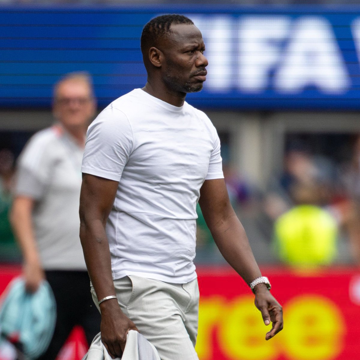 lnstantFoot's tweet photo. 🚨🚨💣 BREAKING ! PAPE THIAW EST LIMOGÉ DE SON POSTE DE SÉLECTIONNEUR DU SÉNÉGAL ! ❌🇸🇳

(@wiwsport) https://t.co/DHSBQrlaK8