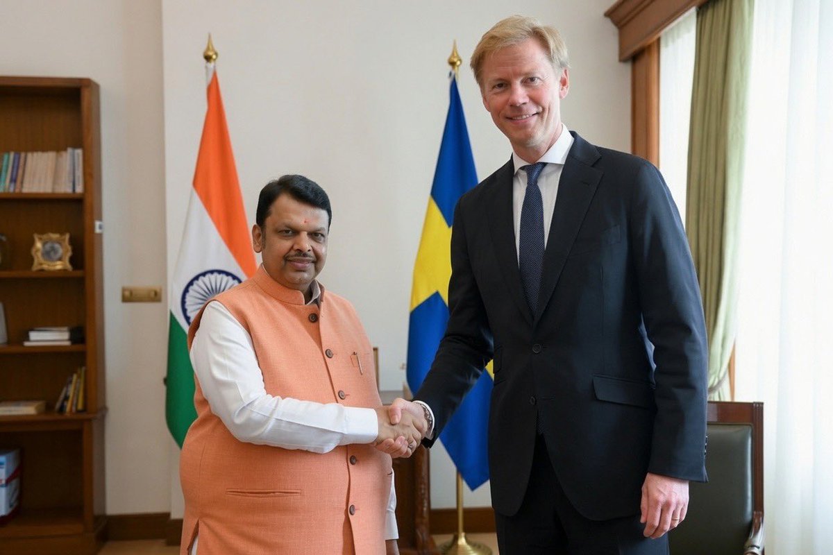 buddhawi10's tweet photo. Maharashtra CM, Devendra Fadnavis, has arrived in Sweden today. He will be chasing reduced visa restrictions for Marathis. 

“Us Marathis have ancient links to Sweden. Us Marathi priestly class and Marathas have Swedish ancestry. We are simply returning to our homeland.” https://t.co/aDsXK5UE11