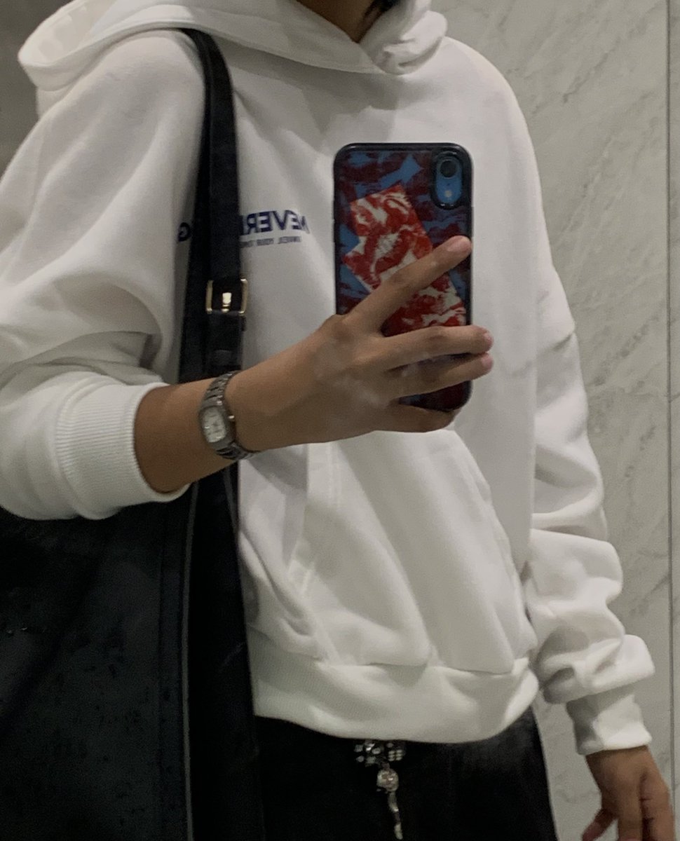 noa tweet media