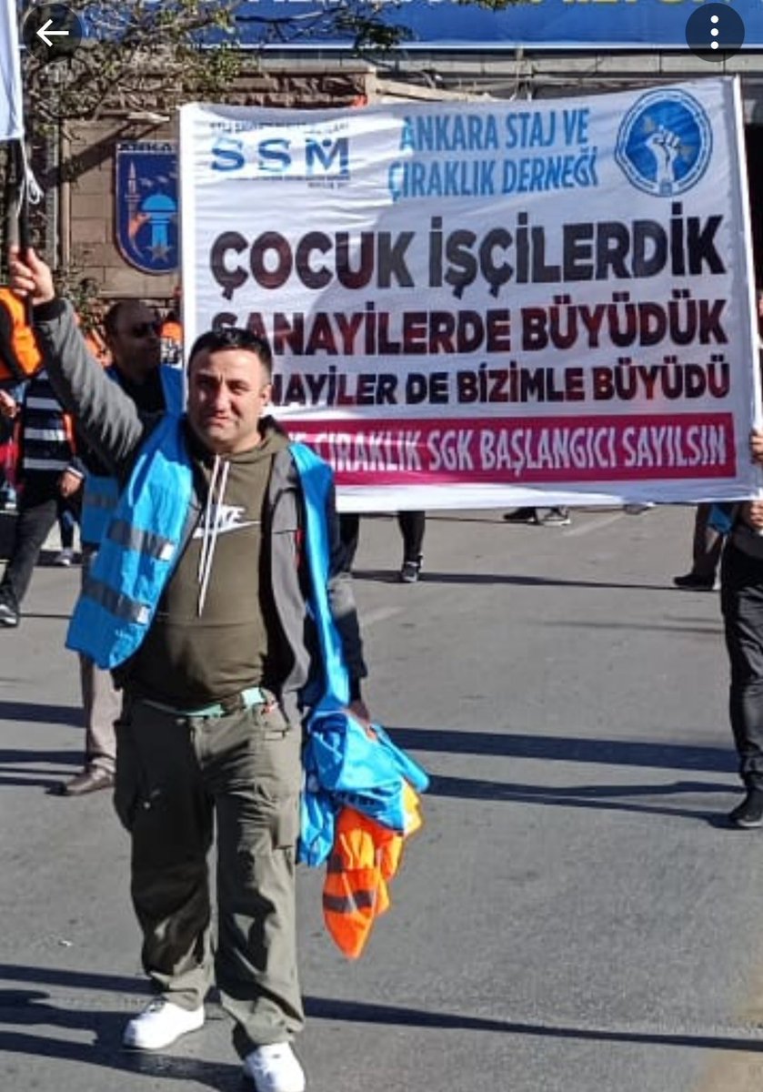 SRTELARZ's tweet photo. Adalet için 
Stajyer çırak Bursada

Eşitlik için 
Stajyer çırak Bursada

Kul hakkı için 
Stajyer çırak Bursada
#StajçıraklıkSgkBaslangıçıOlsun https://t.co/DMuiZgvl3U