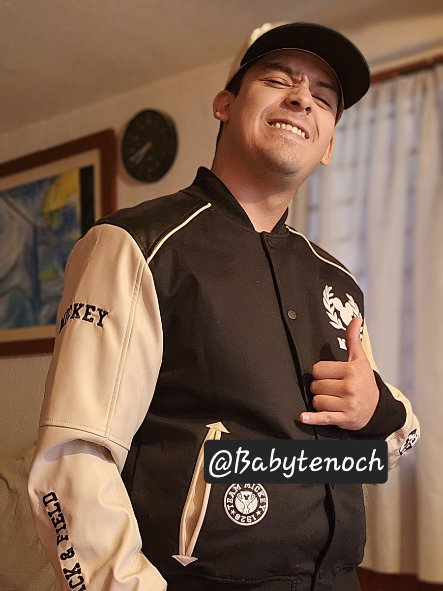 BabyTenoch's tweet photo. Recomienden clubs SW 

Hace tiempo que no hablamos con parejas, platiquemos 

#swingersméxico #SabadoDeMorboYProvocación https://t.co/c745mTJeZk